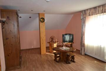 Фото номера Двухместный номер с 1 кроватью и балконом Гостевой дом Motelis Aka г. Карсава 2